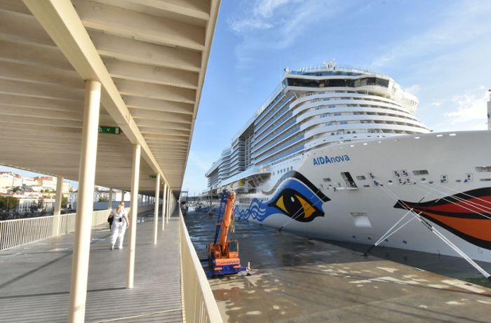 Corona und Kreuzfahrt: Das Virus legt die  Schiffe lahm