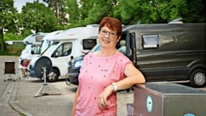 Petra Schamber betreut den Stellplatz in Nürtingen. Sie weiß aus eigener Erfahrung, was Reisemobilisten brauchen. Foto:  