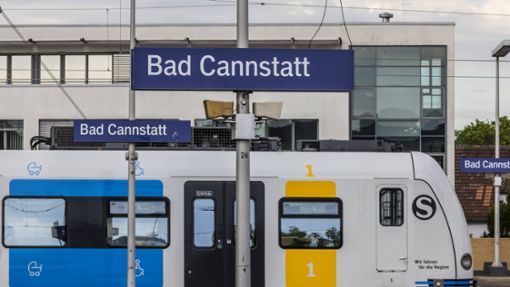 Zwischen Fellbach und Bad Cannstatt fuhren am Donnerstag zeitweise keine S-Bahnen. Foto: IMAGO//Arnulf Hettrich