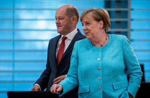 Kanzlerin Merkel und Finanzminister Scholz haben mit den Koalitionsspitzen ein Konjunkturprogramm beschlossen, das bisher ohne Beispiel ist. Foto: dpa/Michael Kappeler