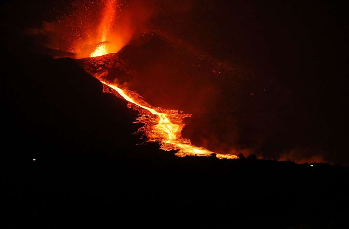 Auf La Palma hat sich ein neuer Lavastrom gebildet.