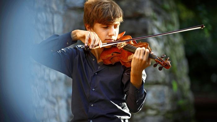 Junger Musiker aus Leidenschaft