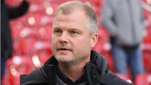 Der Sportdirektor Fabian Wohlgemuth hat großen Anteil daran, dass der VfB Stuttgart aktuell oben steht. Foto: Baumann/Julia Rahn