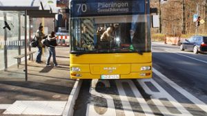 Dass der 70er-Bus am Königsträßle gehalten hat, ist schon eine Weile her. Bereits im Jahr 2006 haben die Stuttgarter Straßenbahnen die Strecke ausgedünnt. Foto: Archiv Bergmann