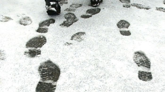 26. Februar: Frische Spuren im Schnee führen zu den Einbrechern