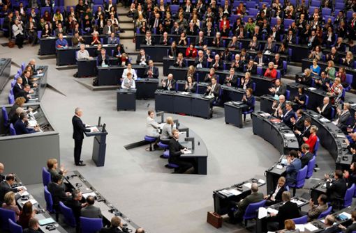 Am 55. Jahrestag des Elysée-Vertrags zur deutsch-französischen Zusammenarbeit haben die Parlamente beider Länder für einen „neuen Elysée-Vertrag“ geworben. Foto: AFP