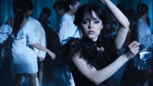 Schauspielerin Jenna Ortega hat die Vorlage für einen Netztrend geliefert mit den Tanzbewegungen aus der Netflix-Serie „Wednesday“. Foto: dpa