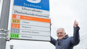Oberbürgermeister Fritz Kuhn beim Start der neuen Tarifzone 1 im Stadtgebiet Stuttgart an der Haltestelle Mineralbäder. Foto: Lichtgut/Leif-H.Piechowski