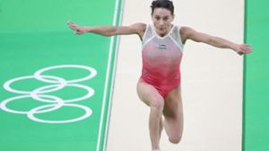 Oksana Chusovitina, hier bei den Spielen in Rio 2016,  will es nochmal wissen Foto: EPA