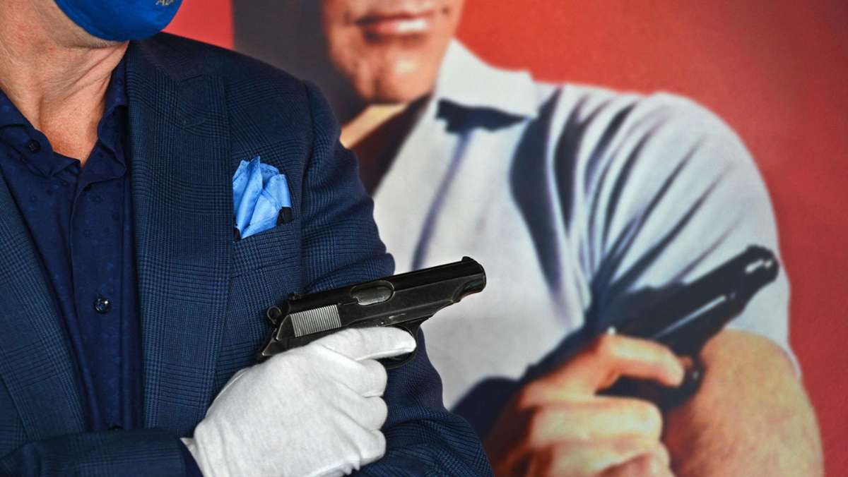 Sean Connerys Bond-Waffe unter dem Hammer: Pistole von James Bond für viel Geld versteigert