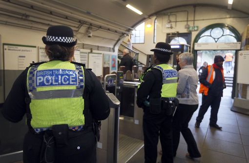Bei einem U-Bahn-Anschlag in London sind 30 Menschen verletzt worden. Foto: AP