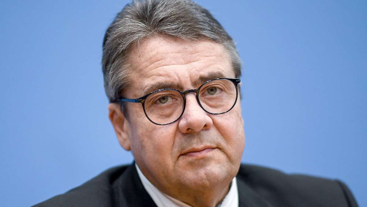 Beraterhonorare von Ex-SPD-Chef: Gabriel traf Tönnies mehrmals als Minister