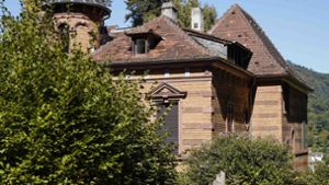 Eine Villa unterhalb des Heidelberger Schlosses ist das Zentrum der Burschenschaft Normannia. Wer eintritt, kann dort wohnen. Foto: dpa/Uwe Anspach