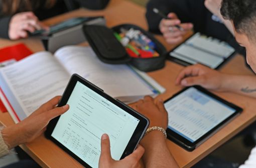 Wie steht es um die digitale Schule im Land? Foto: dpa/Uli Deck