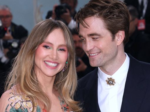 Suki Waterhouse und Twilight-Star Robert Pattinson sind zum ersten Mal Eltern geworden. Foto: imago/ABACAPRESS