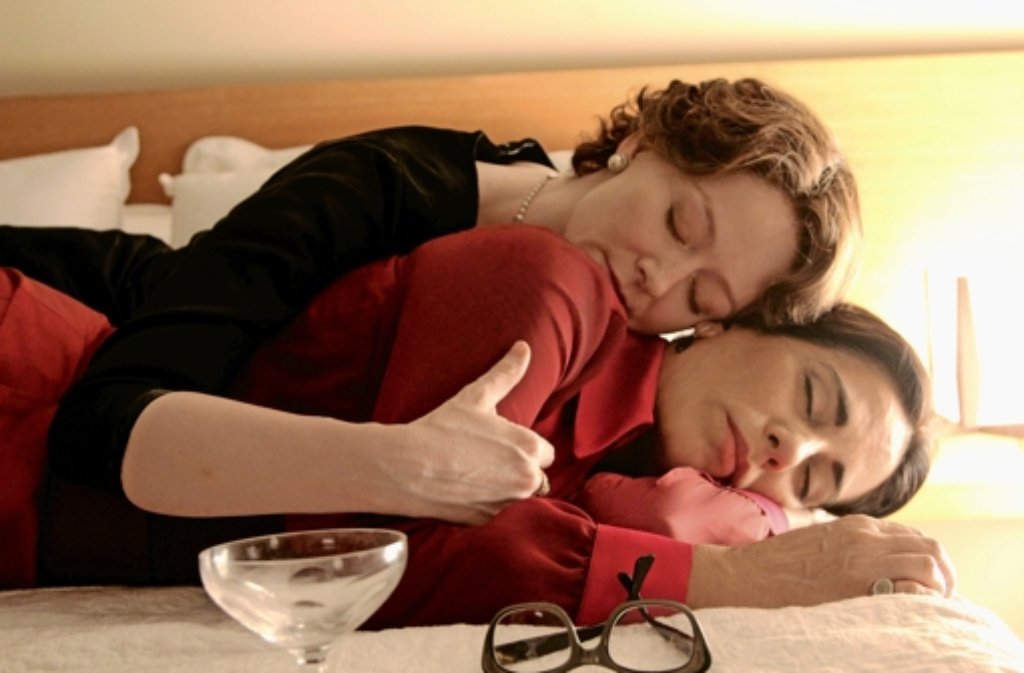 Miranda Otto (oben) und Glória Pires in „Die Poetin“ - der Film ist Adaption eines Buches, das wiederum auf einer wahren Geschichte beruht. Klicken Sie sich durch unsere Bildergalerie.