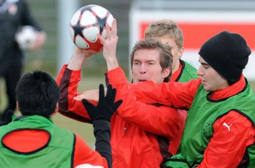 Alexander Hleb und der VfB bereiten sich auf das Spiel des Jahres vor. Foto: dpa