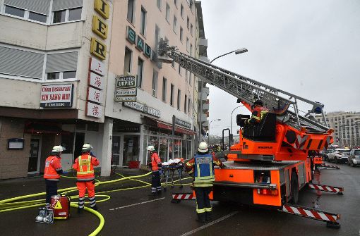 In Saarbrücken sind mindestens vier Menschen bei einem Brand gestorben. Foto: dpa