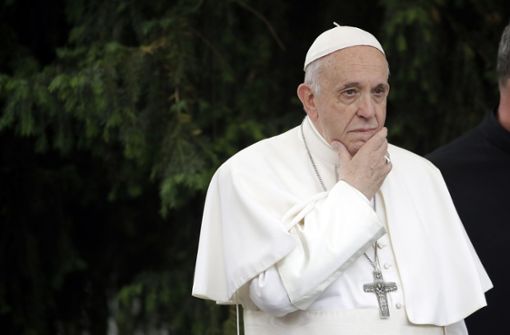 Ein nachdenklicher Papst beim Besuch in  Skopje, Nordmazedonien. Foto: dpa