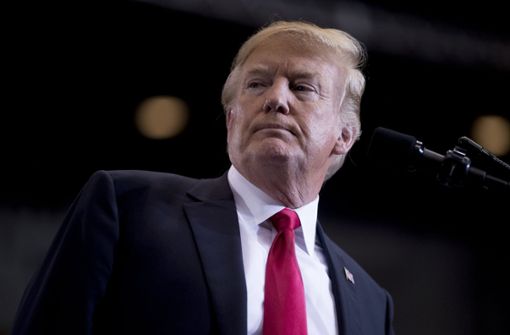 US-Präsident Donald Trump macht ernst mit Strafzöllen gegen den Import von Waren aus dem Ausland in die USA. Foto: AP