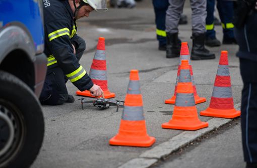 Feuerwehr und Polizei waren im Einsatz, weil zwei Jungen in der Kirchheimer Kanalisation Benzin entzündet hatten. Foto: Lichtgut/Max Kovalenko
