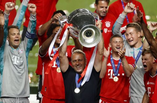 Mit Hansi Flick holt der FC Bayern München zum zweiten Mal das Triple. Foto: AP/Matthew Childs