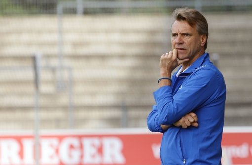 Horst Steffen will mit den Kickers zurück in die Erfolgsspur Foto: Baumann