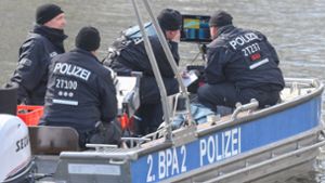Die Polizei sucht nun in einem kleinen See in Ost-Brandenburg. Foto: dpa-Zentralbild