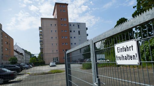 Der Evangelische Verein Bad Cannstatt plant auf seinem Parkplatz einen Neubau mit rund 60 Wohnungen. Foto: Uli Nagel
