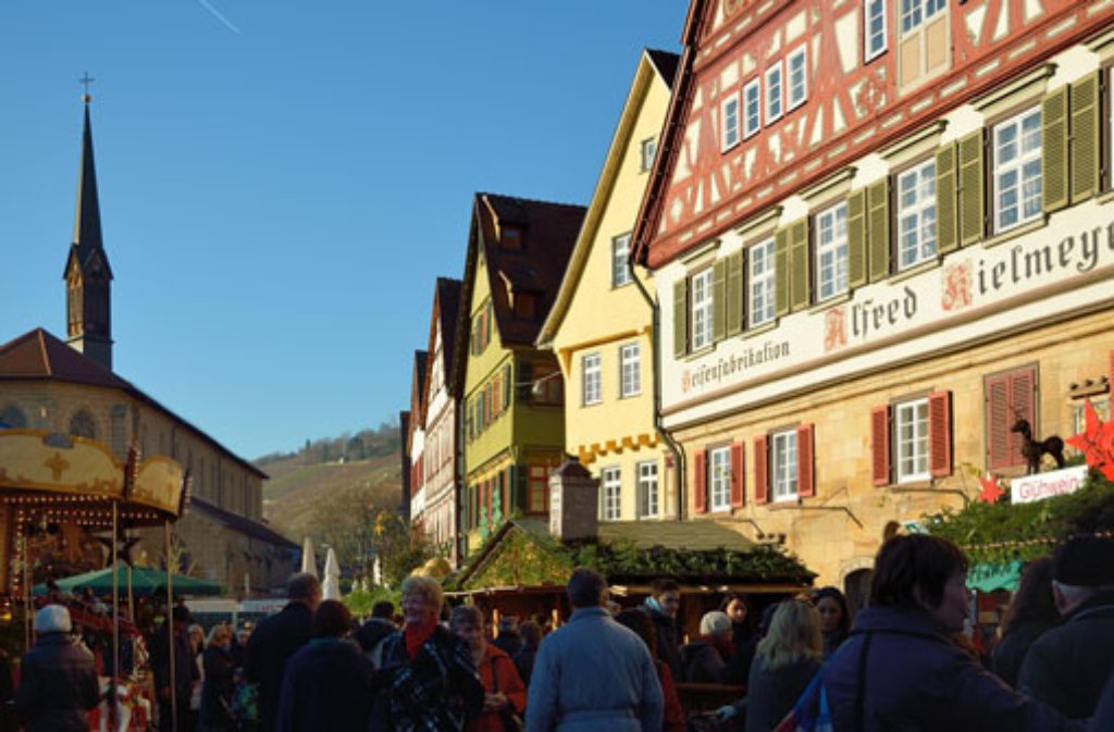 Die Weihnachtsmärkte in Stuttgart und der Region - wie hier in Esslingen - verzaubern so kurz vor Weihnachten ihre Besucher. Klicken Sie sich durch unsere Bildergalerie!