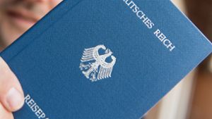 In Baden-Württemberg will das LKA die Waffenscheine aller polizeilich bekannten „Reichsbürger“ prüfen. Foto: dpa