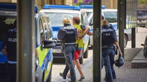Die Polizei hat in Stuttgart im Zuge des Großeinsatzes einen 22-Jährigen festgenommen. Foto: Lichtgut/Max Kovalenko