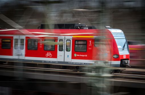 Ab Donnerstagnachmittag sollen die Stuttgarter S-Bahnen wieder im Normalbetrieb fahren. (Symbolbild) Foto: Lichtgut/Achim Zweygarth/Lichtgut/Achim Zweygarth