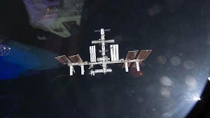 Nach dem Fehlalarm auf der ISS fährt die Crew die Systeme wieder hoch. Foto: dpa