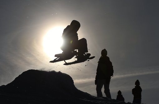 Kurzentschlossene können am Samstag Ski fahren. Foto: dpa
