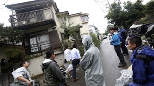Ein 26-Jähriger stach in einem Behindertenheim nahe Tokio mit Messern auf Bewohner ein. Foto: AP