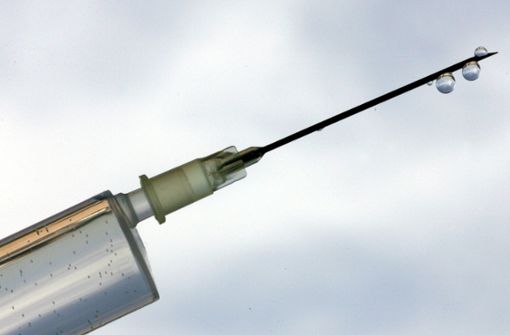 Die EU hat sich einen möglichen Corona-Impfstoff eines britischen Pharmakonzerns gesichert. (Symbolfoto) Foto: dpa/Patrick Seeger