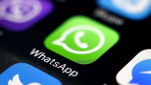 Der Angeklagte hat kinderpornografische Bilder und Filme in einer Chatgruppe bei WhatsApp verschickt. Foto: EPA FILE
