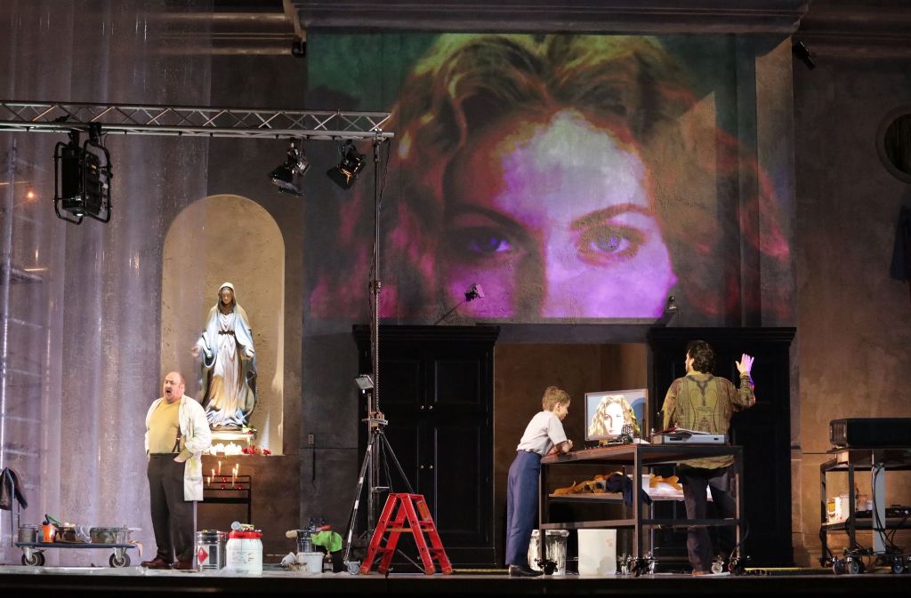 Die Oper „Tosca“ auf der Bühne des Festspielhauses in Baden-Baden.