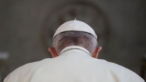 Vatikan zieht umstrittene Papst-Aussage zu homosexuellen Kindern zurück