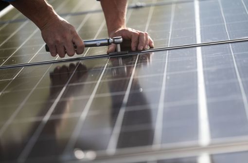 Der Ausbau der Photovoltaik in Baden-Württemberg hat in diesem Jahr mehr Schwung. Foto: dpa/Marijan Murat