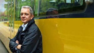 Dubravko Merkel-Tambic fährt seit zehn Jahren in Stuttgart Stadtbahn – und liebt seinen Job. Foto: Lichtgut