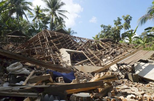 Lombok, die Nachbarinsel von Bali, wurde  erst im August von einem schweren Erdbeben teilweise zerstört. Foto: AP