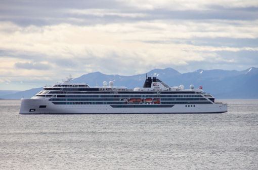 Ein Kreuzfahrtschiff mit 206 Menschen an Bord ist vor Grönland auf Grund gelaufen. (Symbolbild) Foto:  