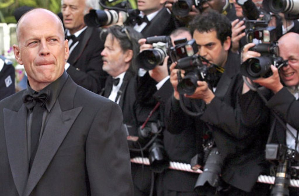 Bruce Willis ist im wahren Leben eher schüchtern. Am 12. März wird der Actionstar 60 Jahre alt.