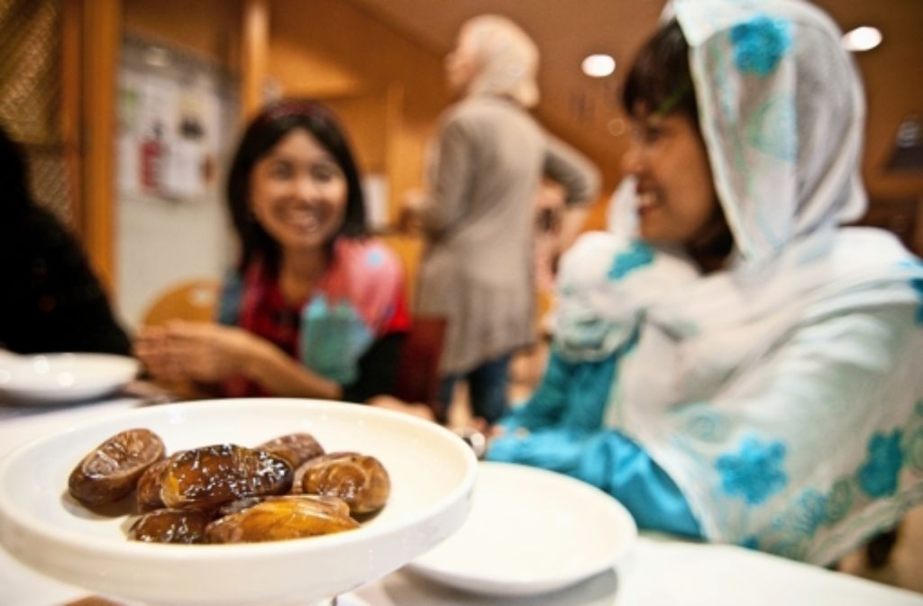 Ramadan Fur Muslime Beginnt Die Fastenzeit Stuttgart
