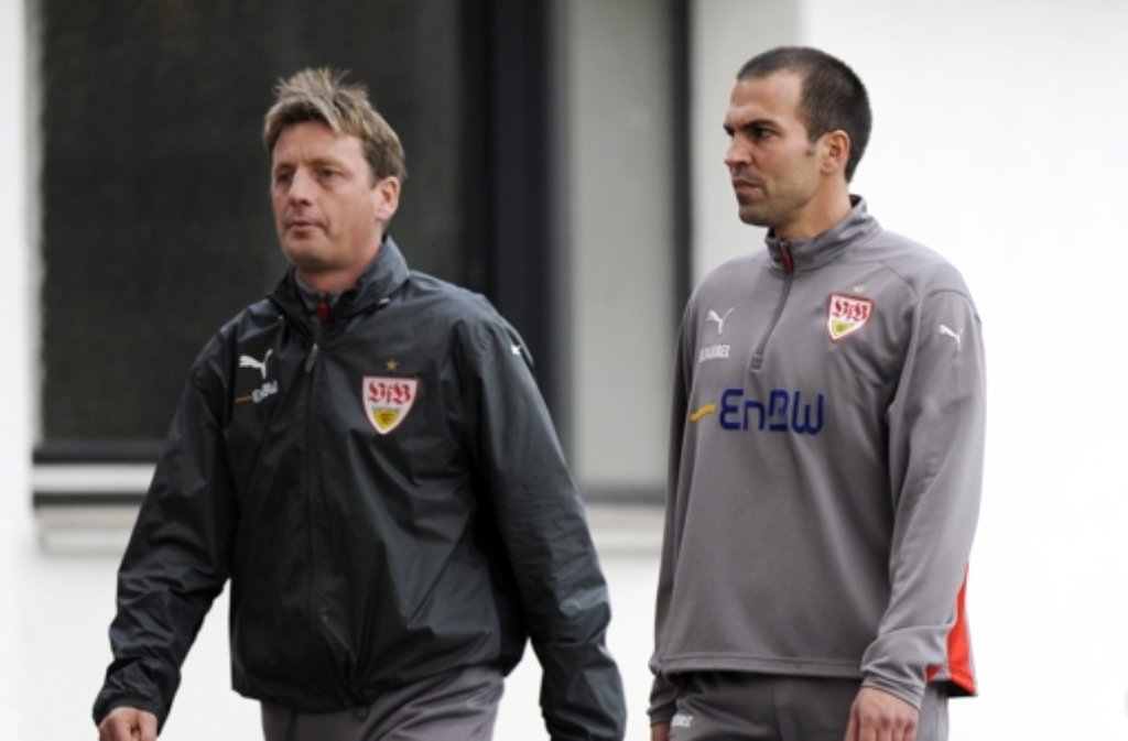 Rainer Widmayer (links) ist jetzt bei Hertha BSC Berlin als Interimstrainer im Amt.
