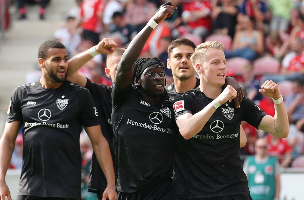 Dem VfB Stuttgart fehlt noch ein Sieg, um ganz sicher nicht abzusteigen und auch den Gang in die Relegation zu vermeiden. Foto: Baumann