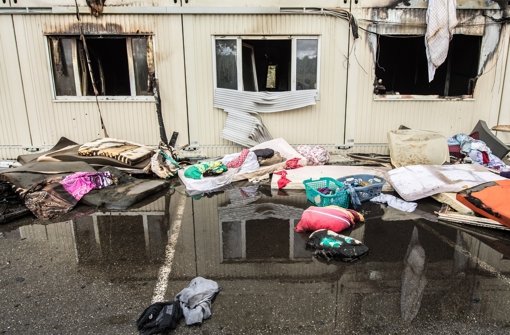 Die Flüchtlingsunterkunft in Rottenburg nach dem Brandanschlag. Foto: dpa