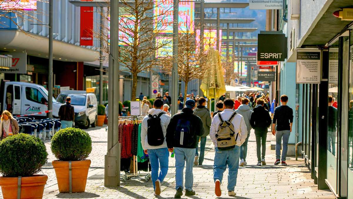 Einkaufen in Esslingen: Welche Folgen hat das Karstadt-Aus für die Stadt?